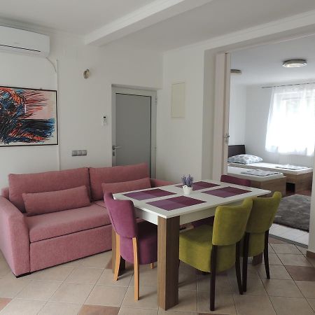Roses Apartment Bihać Екстериор снимка