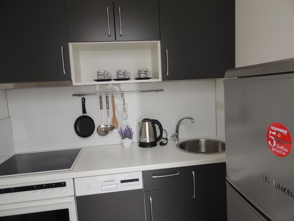 Roses Apartment Bihać Екстериор снимка