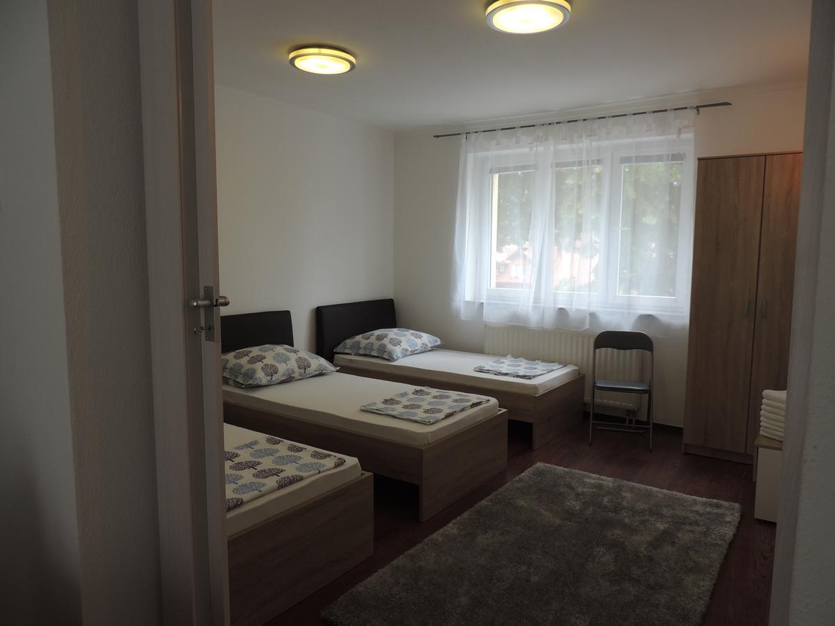 Roses Apartment Bihać Екстериор снимка