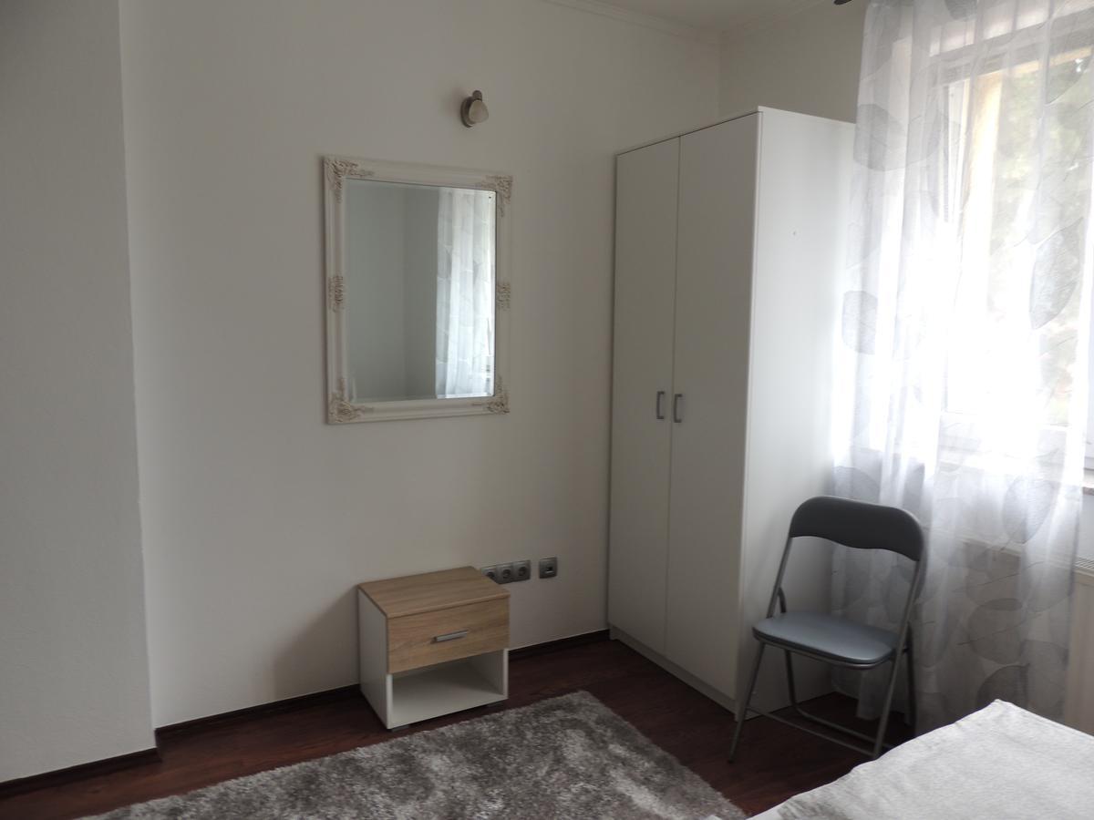 Roses Apartment Bihać Екстериор снимка