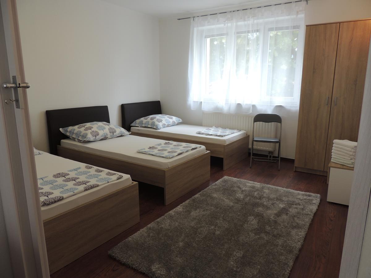 Roses Apartment Bihać Екстериор снимка